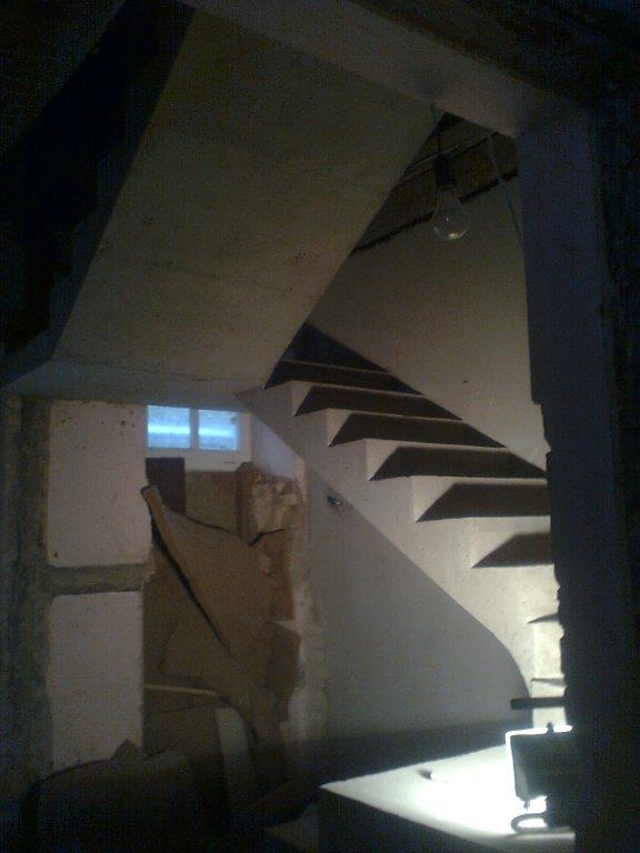 U-forma su lygia aikstele