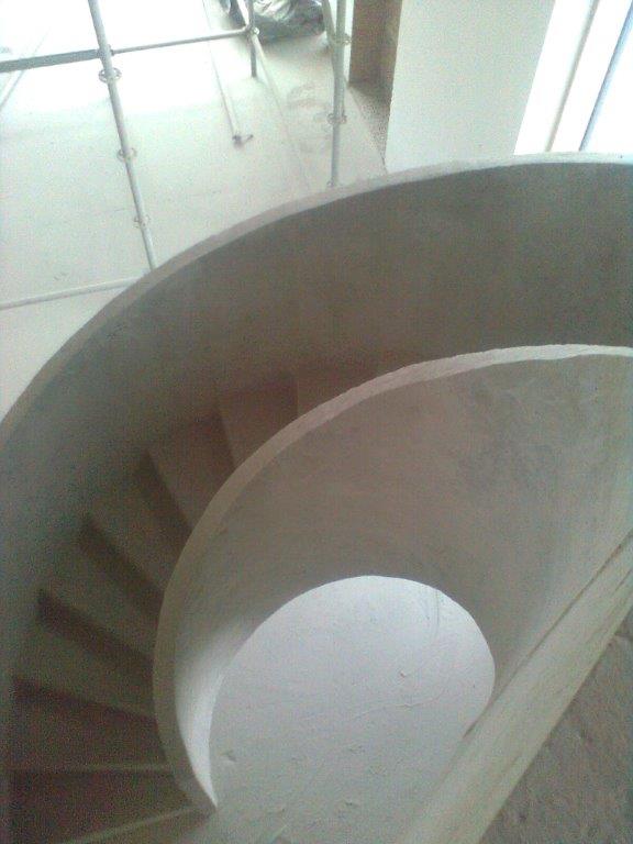 Sraigtiniai betoniniai laiptai