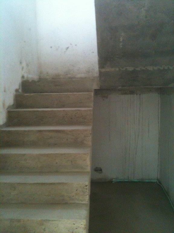 U-forma su lygia aikstele