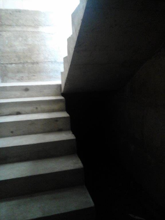 U-forma su lygia aikstele